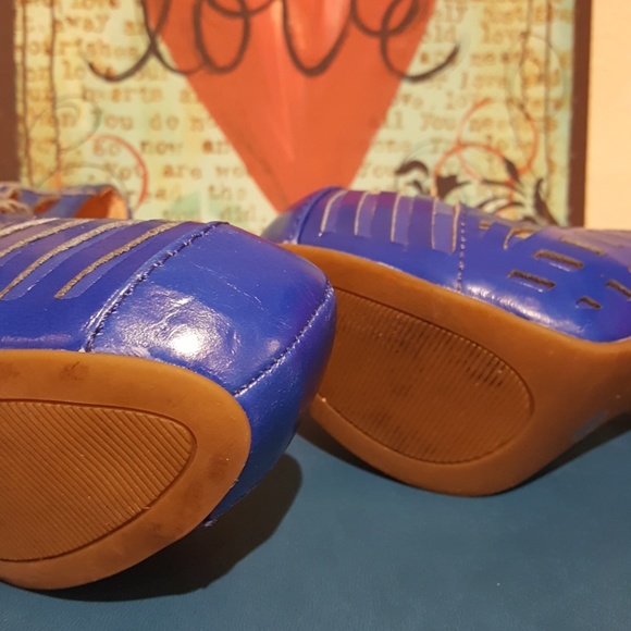 Royal Blue BCBGeneration Pumps - Picture 6 of 6